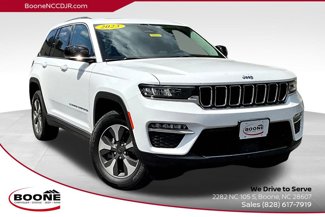 Used 2023 Jeep Grand Cherokee 4WD 4xe image 1