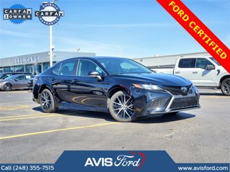 Used 2022 Toyota Camry SE image 1