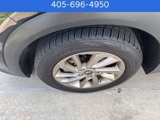 Used 2017 Hyundai Tucson SE video 2