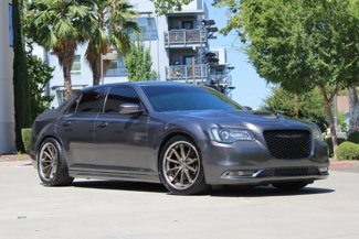 Used 2016 Chrysler 300 S image 1