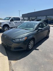 Used 2015 Ford Fusion S image 1