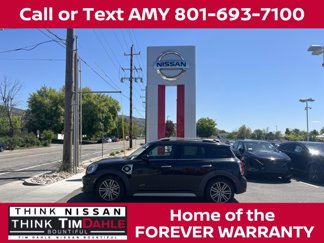 Used 2019 MINI Cooper Countryman SE w/ Premium Package image 1