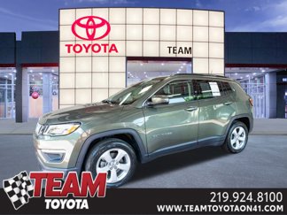 Used 2021 Jeep Compass Latitude image 1