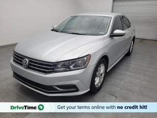 Used 2017 Volkswagen Passat 1.8T S image 1