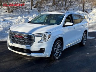 Used 2022 GMC Terrain Denali w/ LPO, Floor Liner Package image 1