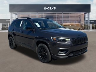 Used 2023 Jeep Cherokee Altitude Lux image 1