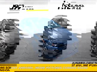Used 2023 Nissan Versa SV image 1