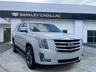 Used 2017 Cadillac Escalade ESV Luxury image 1
