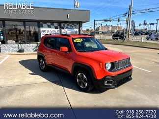 Used 2018 Jeep Renegade Latitude image 1