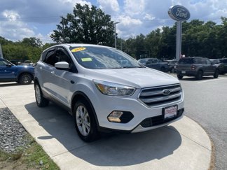 Certified 2019 Ford Escape SE image 1