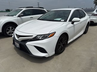 Used 2019 Toyota Camry SE image 1