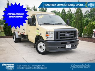 Used 2022 Ford E-450 and Econoline 450 Super Duty image 1