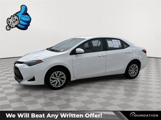 Used 2018 Toyota Corolla LE image 1