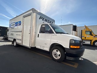 Used 2022 GMC Savana 3500 Extended w/ Power Convenience Package image 1