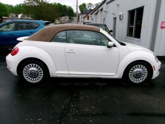 Used 2013 Volkswagen Beetle 2.5 image 1