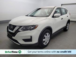 Used 2019 Nissan Rogue S image 1
