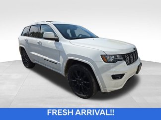 Used 2018 Jeep Grand Cherokee Altitude image 1