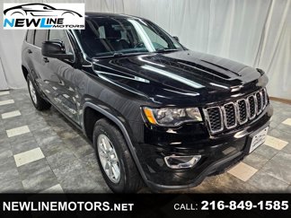 Used 2018 Jeep Grand Cherokee Laredo image 1