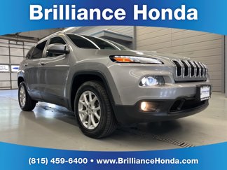 Used 2016 Jeep Cherokee Latitude w/ Cold Weather Group image 1