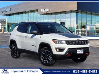 Used 2019 Jeep Compass Trailhawk image 1