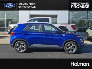 Used 2022 Hyundai Venue Limited image 1
