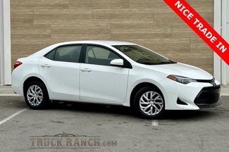 Used 2018 Toyota Corolla LE image 1
