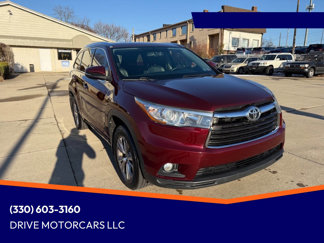 Used 2015 Toyota Highlander XLE image 1