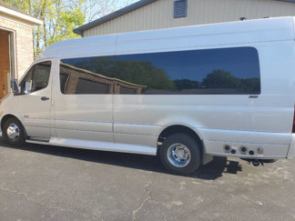 Used 2022 Mercedes-Benz Sprinter 3500 image 1