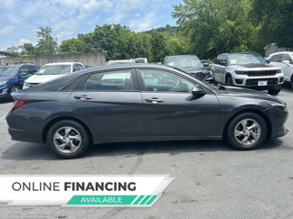 Used 2021 Hyundai Elantra SE image 1