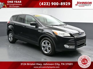 Used 2015 Ford Escape SE image 1