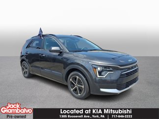 Used 2023 Kia Niro LX image 1