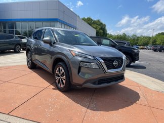 Used 2021 Nissan Rogue SV image 1