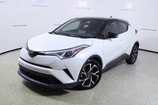 Used 2019 Toyota C-HR XLE image 1