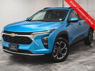Used 2025 Chevrolet Trax ACTIV w/ Driver Confidence Package image 1