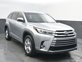 Used 2017 Toyota Highlander Limited image 1