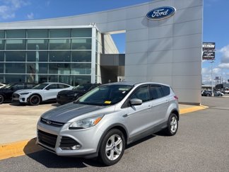 Used 2016 Ford Escape SE image 1