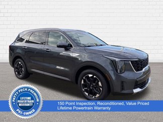 Used 2024 Kia Sorento S image 1