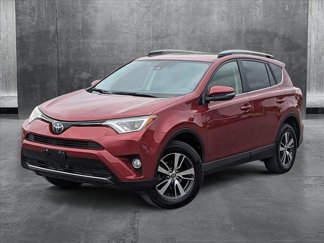 Used 2018 Toyota RAV4 XLE image 1