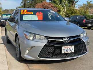 Used 2017 Toyota Camry SE image 1