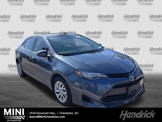 Used 2017 Toyota Corolla LE image 1