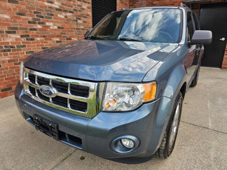Used 2010 Ford Escape XLT image 1
