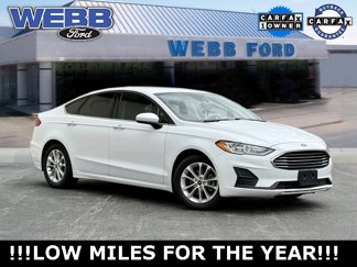 Used 2019 Ford Fusion SE image 1