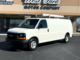 Used 2017 Chevrolet Express 2500 Extended image 1