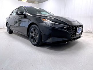 Used 2022 Hyundai Elantra SEL w/ Convenience Package image 1
