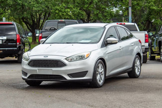 Used 2015 Ford Focus SE image 1