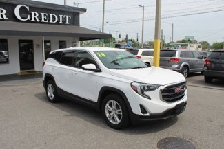 Used 2018 GMC Terrain SLE image 1