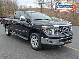 Used 2016 Nissan Titan SL image 1