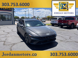 Used 2024 Hyundai Elantra Limited image 1