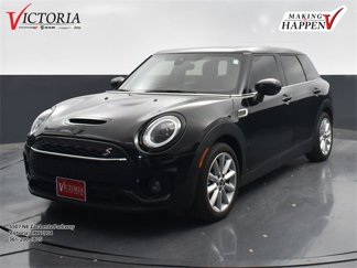 Used 2022 MINI Cooper Clubman S w/ Premium Package image 1