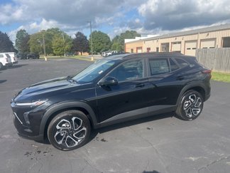 New 2025 Chevrolet Trax RS w/ Sunroof Package image 1
